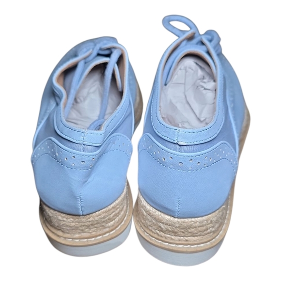 New Torrid Oxford Flats with Modern Brogue Detailing - Picture 9 of 10